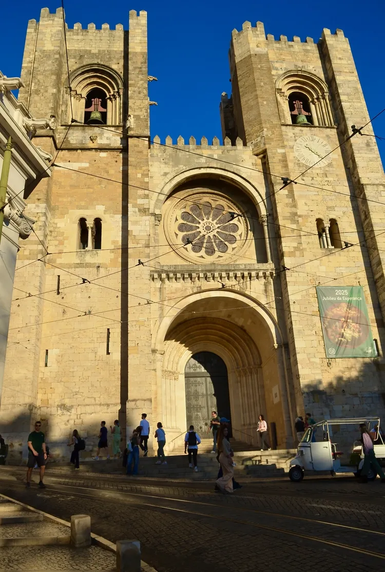 Lisboa à la Carte — tour de tuk-tuk em Lisboa